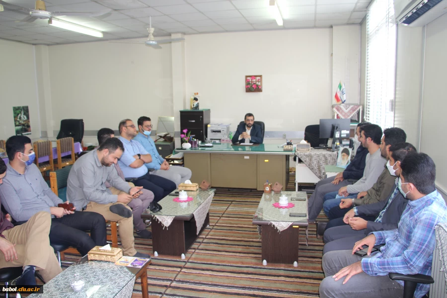 به همت کارشناس مسئول فرهنگی و دانشجویی مرکز:
اولین گردهمایی رسمی دانش آموختگان مرکز آموزش عالی شهید رجایی بابل با عنوان دورهمی ۹۱ برگزار شد.
 2