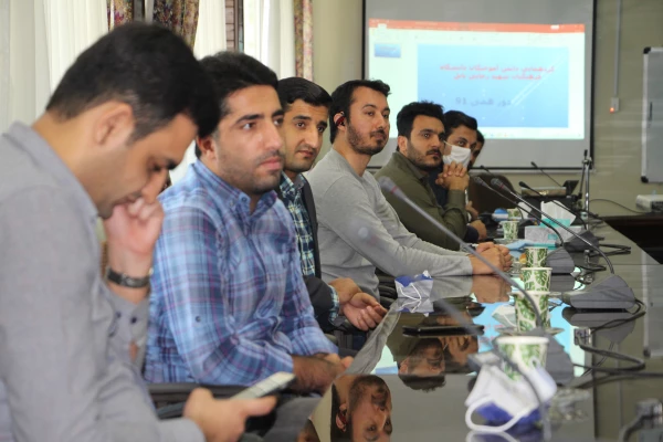 به همت کارشناس مسئول فرهنگی و دانشجویی مرکز:
اولین گردهمایی رسمی دانش آموختگان مرکز آموزش عالی شهید رجایی بابل با عنوان دورهمی ۹۱ برگزار شد.
 2