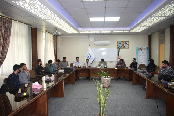 با حضور مسئولان بسیج شهرستان و جمعی از مسئولین در مرکز بابل برگزار گردید:
 تودیع و معارفه مسئول بسیج دانشجویی مرکز
 2