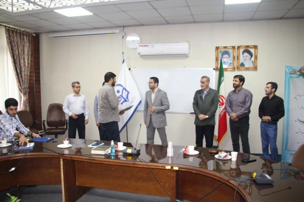 با حضور مسئولان بسیج شهرستان و جمعی از مسئولین در مرکز بابل برگزار گردید:
 تودیع و معارفه مسئول بسیج دانشجویی مرکز
 2