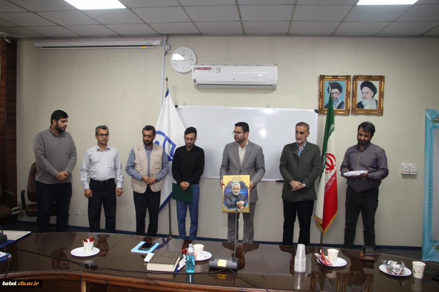 با حضور مسئولان بسیج شهرستان و جمعی از مسئولین در مرکز بابل برگزار گردید:
 تودیع و معارفه مسئول بسیج دانشجویی مرکز
 2