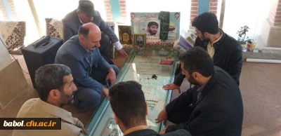 به همت بسیج دانشجویی ومسئولان مرکز صورت پذیرفت: 
عطر افشانی و تجدید میثاق با شهدا  به مناسبت هفته بسیج 