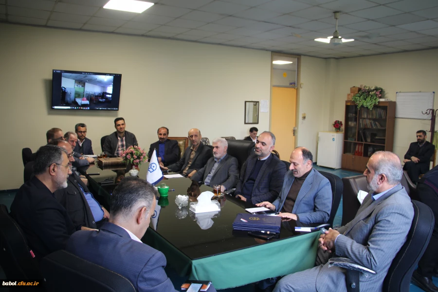 نشست هم اندیشی با مسئولان و شخصیت های اثر گذار بابل